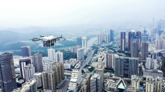 向天空要发展，深圳驶向低空经济“无人区”